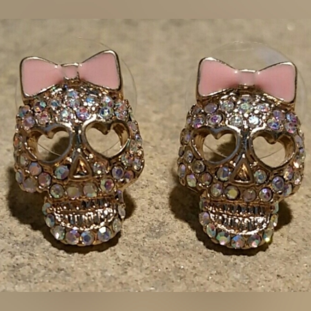 Betsey Johnson Skull Earrings